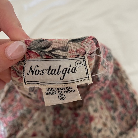 SOLD// Vintage Floral Dress - Picture 5 of 6